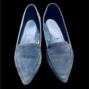 Women’s Classic GAP loafers in soft suede material.